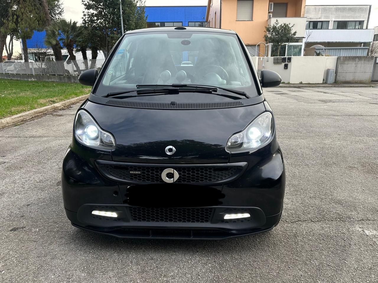 Smart ForTwo 1000 72 kW cabrio BRABUS Xclusive