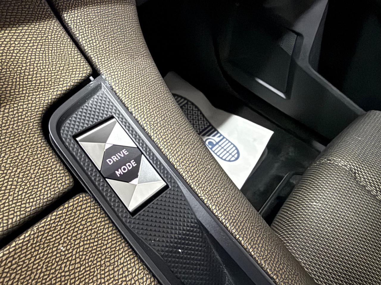 Ds 7 Crossback 2.0BlueHDi180cv. Grand Chic+FULL LED2021