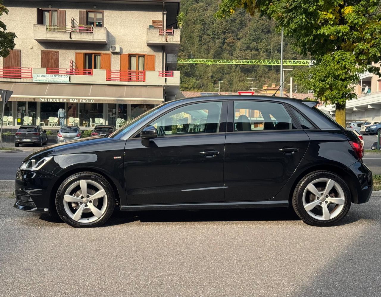 Audi A1 SPB 1.4 TDI S-LINE