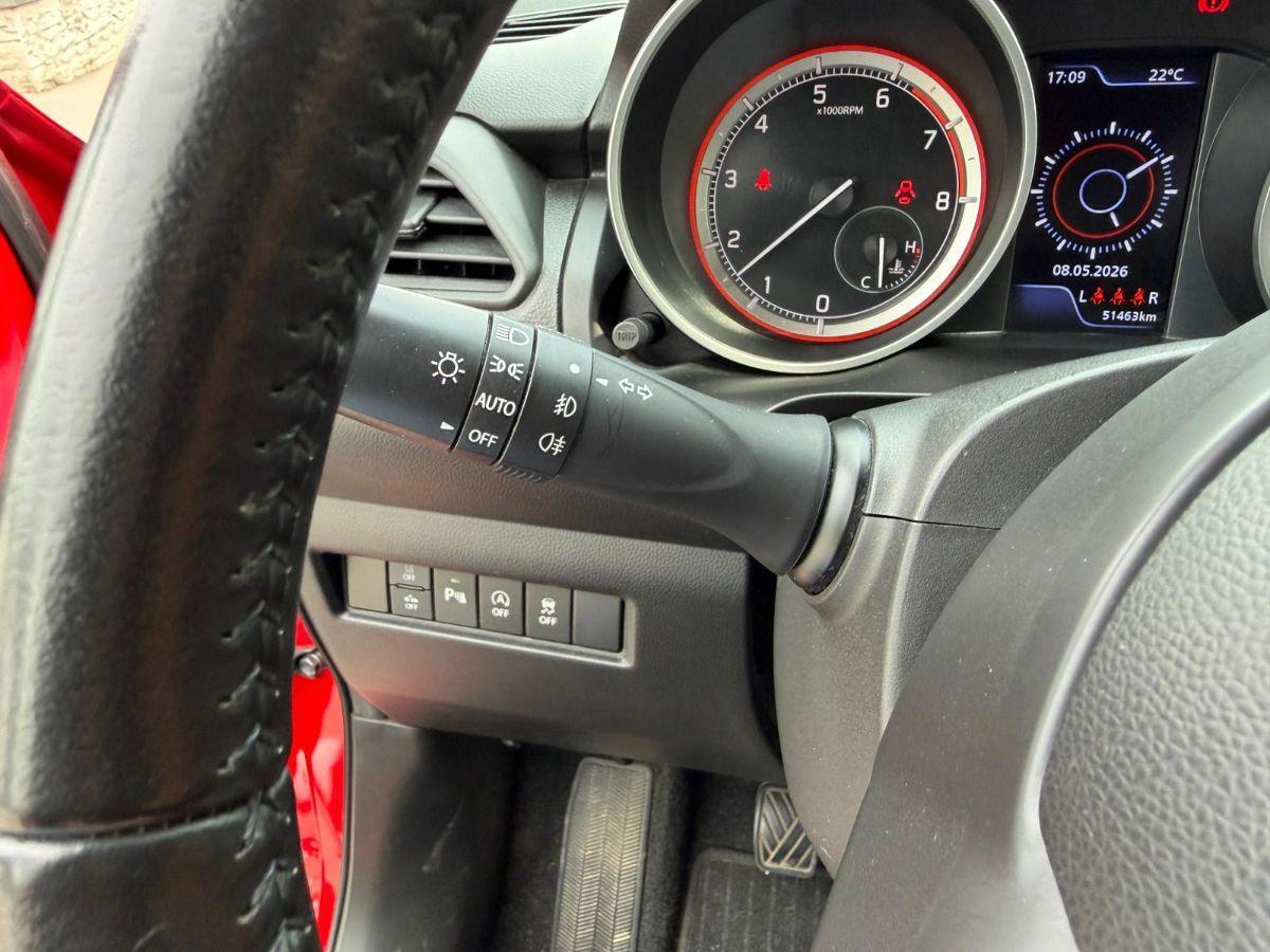 SUZUKI - Swift - 1.2 Hybrid Top