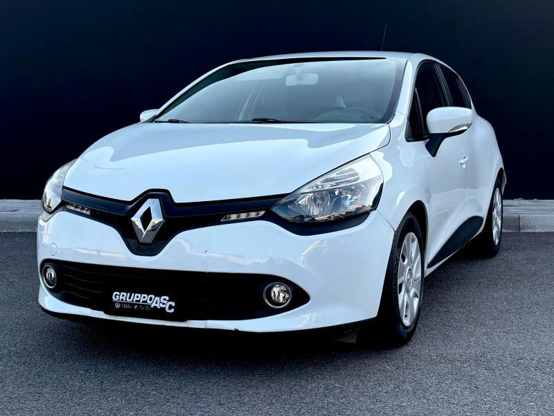 Renault Clio 5 Porte 1.2 BENZ 75cv ADATTA NEOPATENTATI