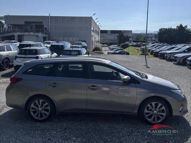 TOYOTA Auris Touring Sports 1.8 Hybrid Lounge - PER OPERATORI DEL SETTORE