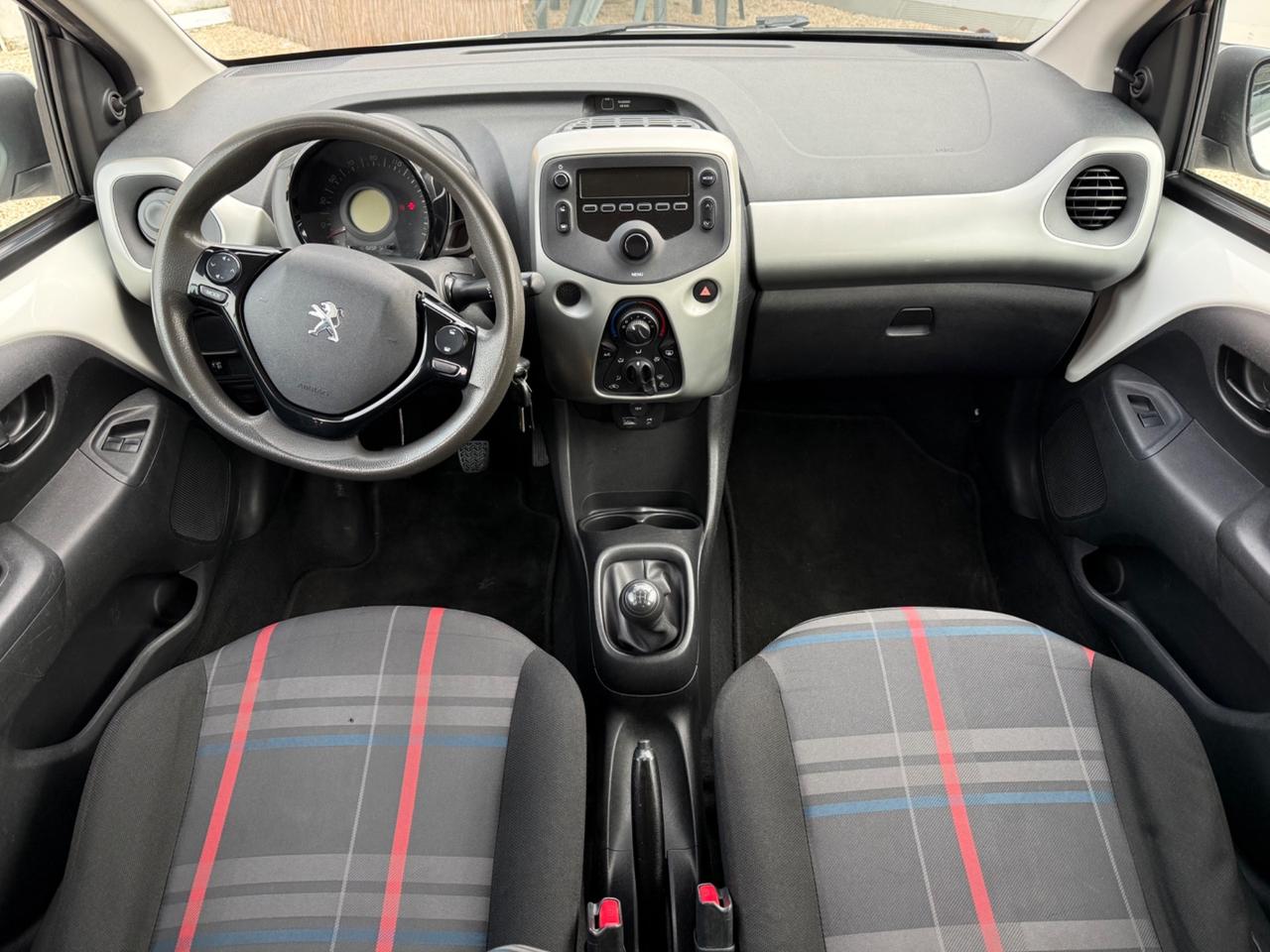 Peugeot 108 VTi 68 5 porte Allure