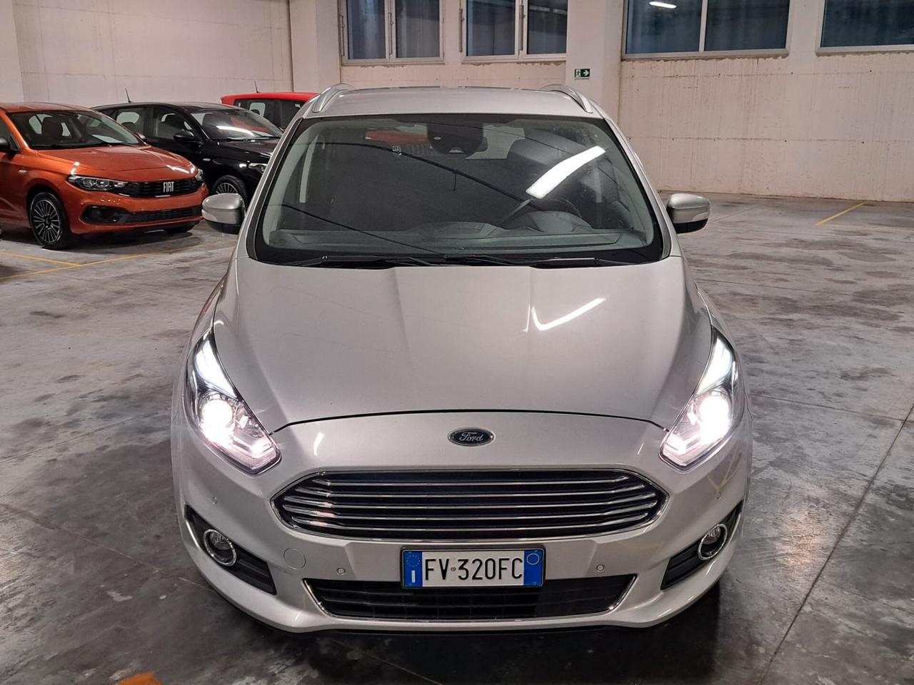 Ford S-Max 2.0 EcoBlue Tit. Bus. Autom. LEGGI NOTE