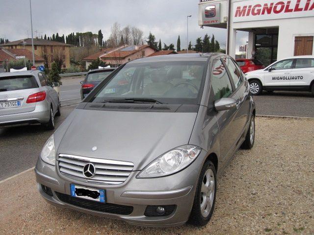 MERCEDES-BENZ A 180 CDI Elegance