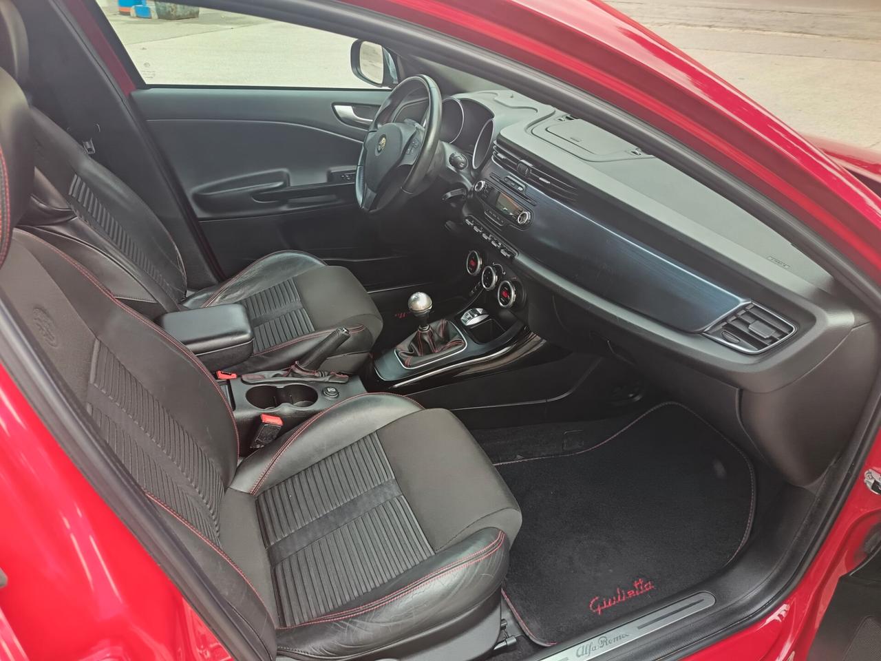Alfa Romeo Giulietta 2.0 JTDm-2 140 CV Distinctive