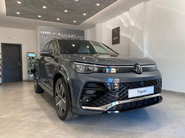 VOLKSWAGEN Tiguan 2.0 TDI 150 CV DSG R-Line Plus - NUOVA -