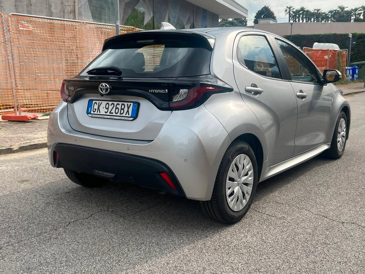 Toyota Yaris 1.5 Hybrid 5 porte Automatica Neopatentati
