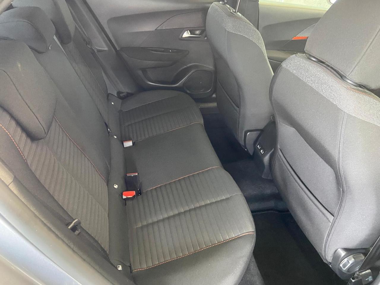 Peugeot 2008 PureTech 130 S&S EAT8 Active Pack