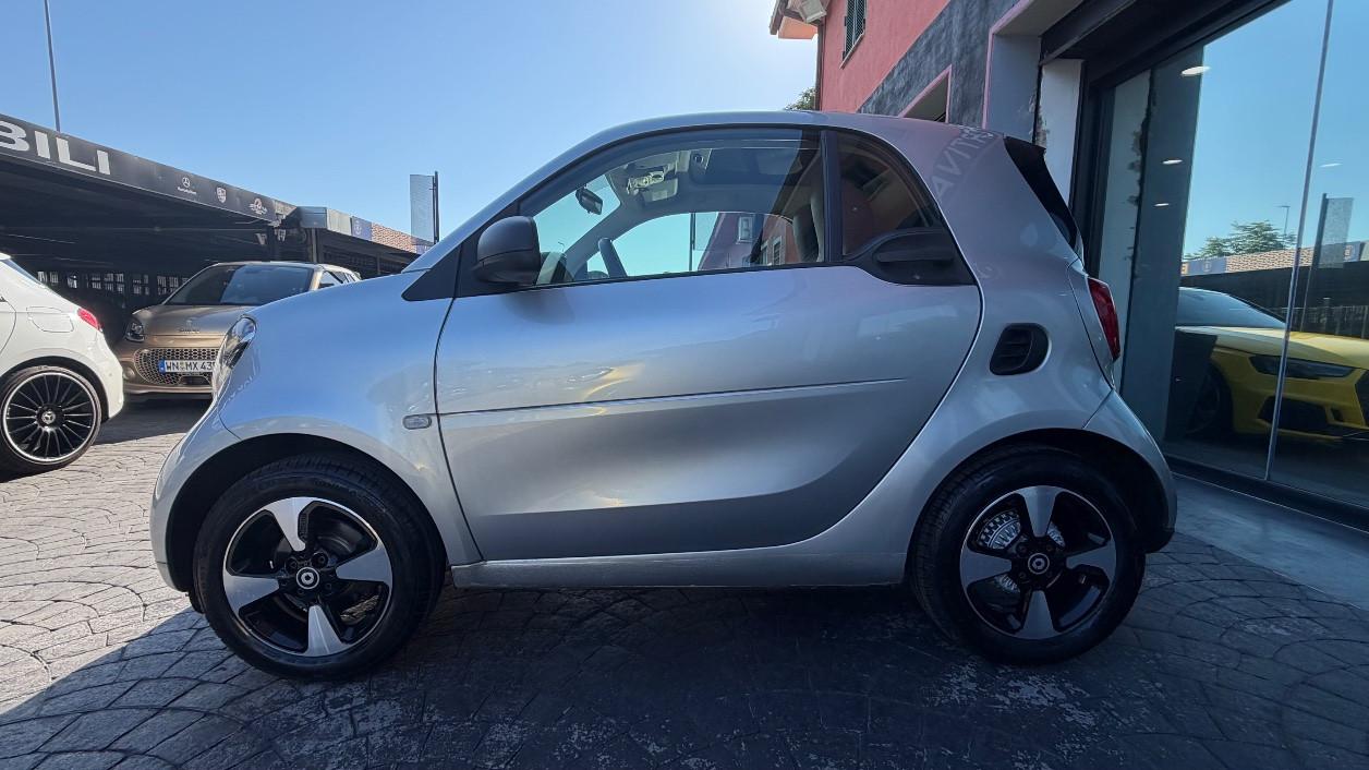 Smart fortwo coupe Fortwo 1.0 Prime 71cv