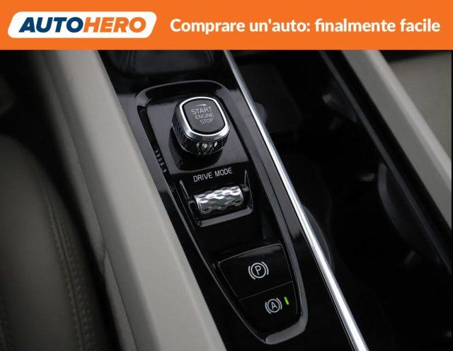VOLVO XC60 D4 AWD Geartronic Inscription