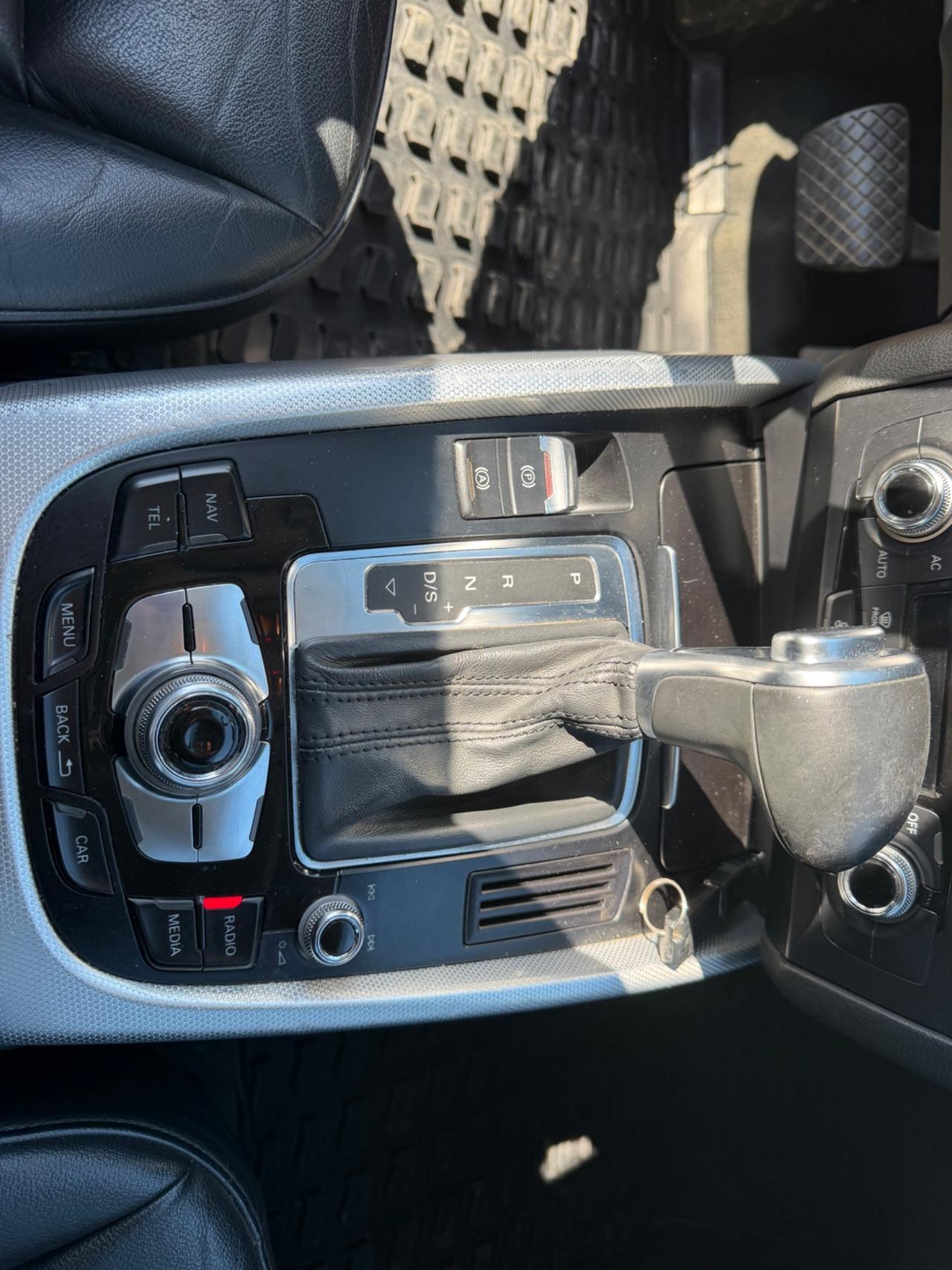 Audi Q5 2.0 TDI 177CV quattro S tronic Advanced