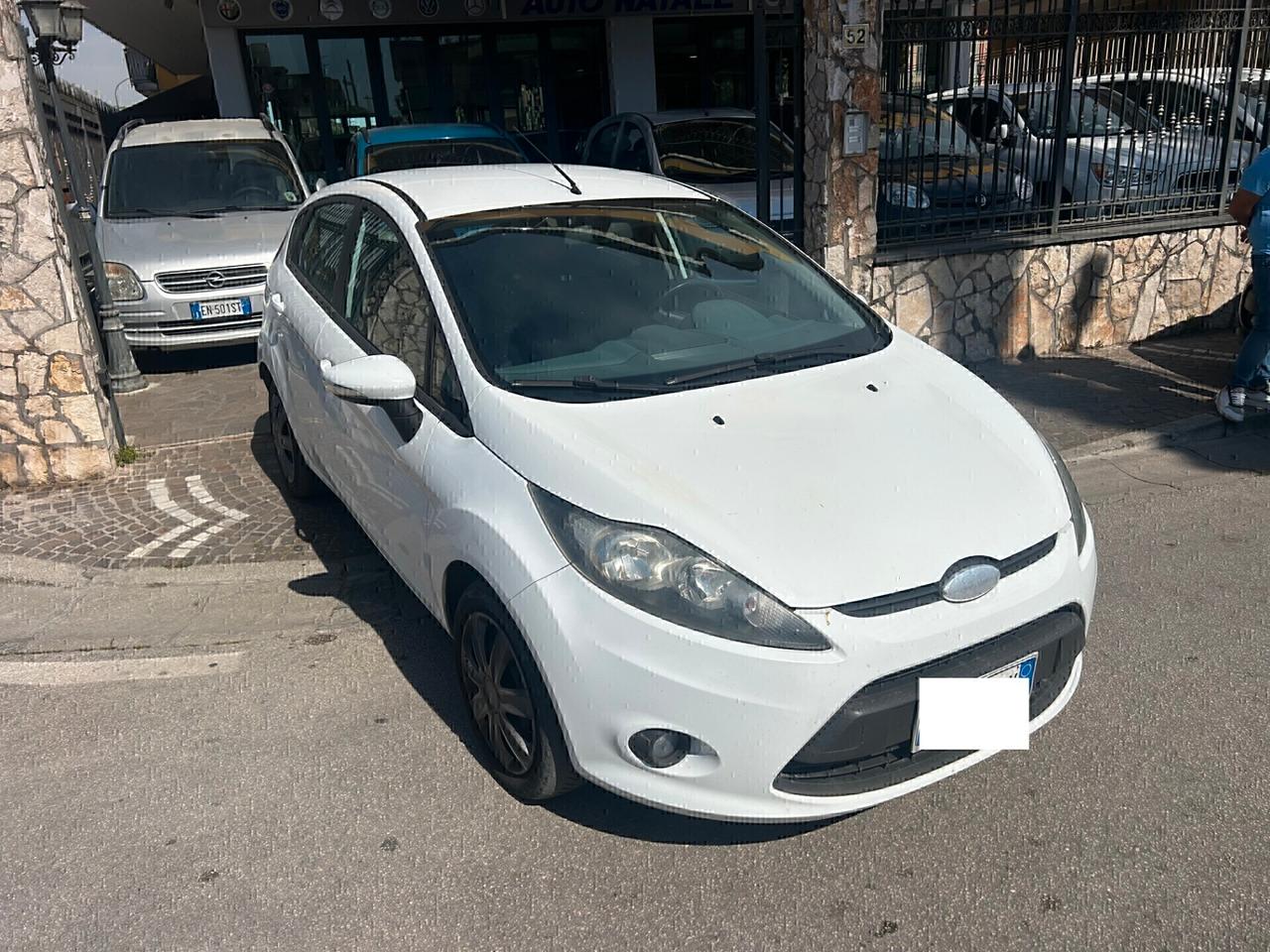 Ford Fiesta 1.4 5 porte Bz.- GPL Titanium