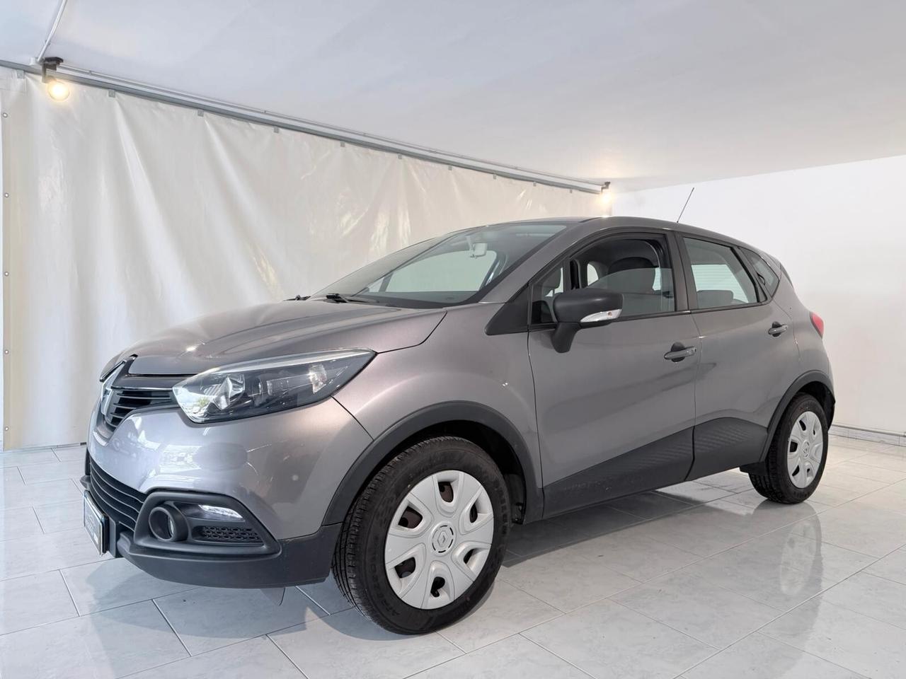 Renault Captur NEOPATENTATI ACCONTO 0€ RATE DA 180€