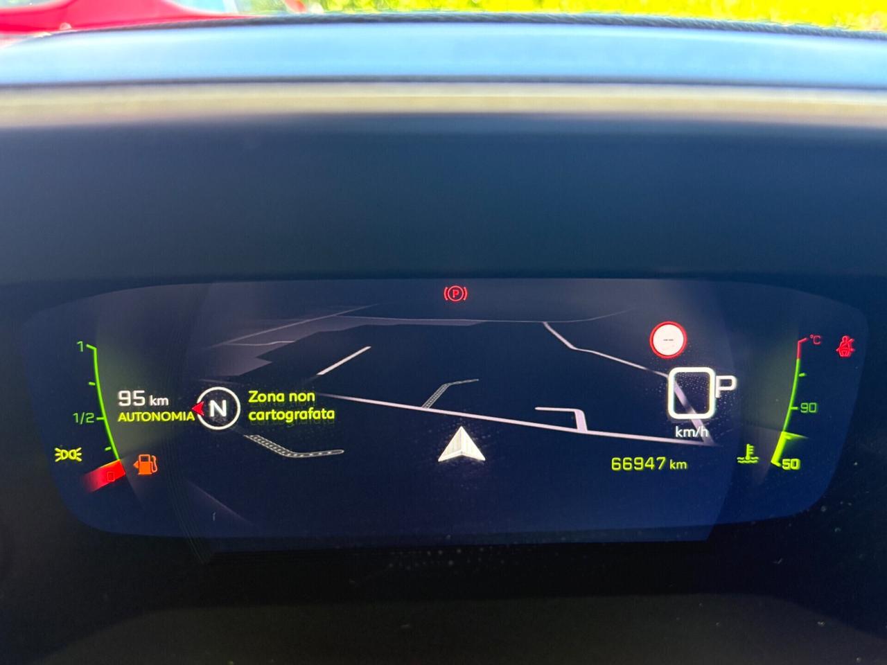 Peugeot 2008 BlueHDi 130 S&S EAT8 Allure Pack