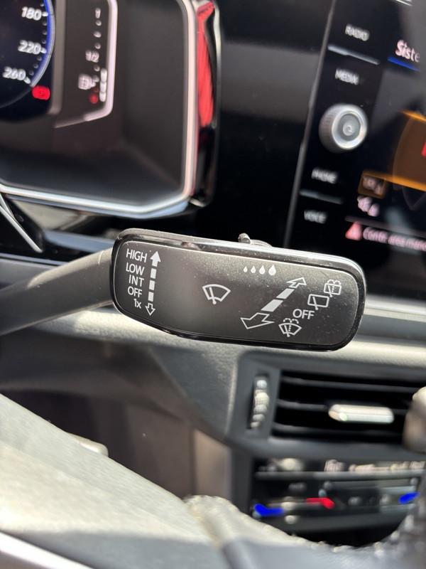 Volkswagen Taigo 1.0 tsi R-Line 110cv MATRIX-APP CONNECT-17"