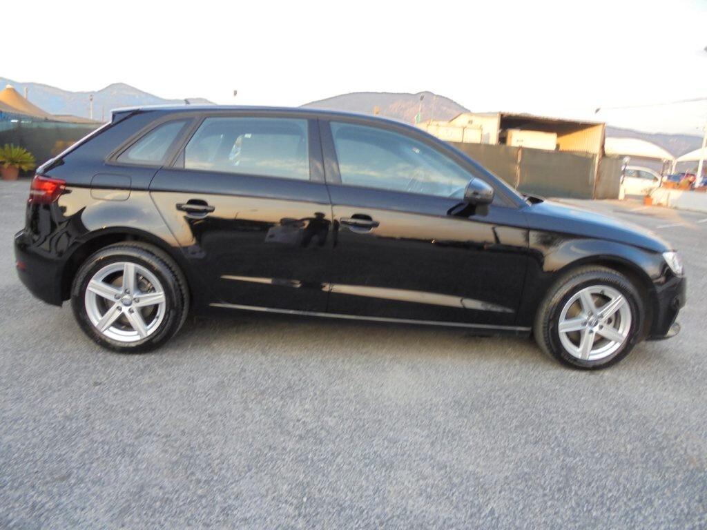 Audi A3 SPB 30 TDI Business