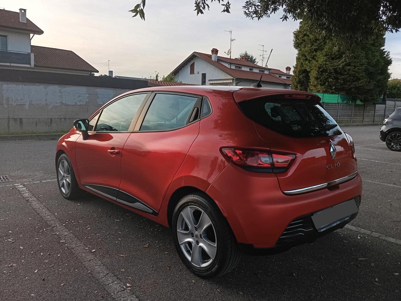 Renault Clio 1.5 dCi 8V 75CV 5 porte Permute
