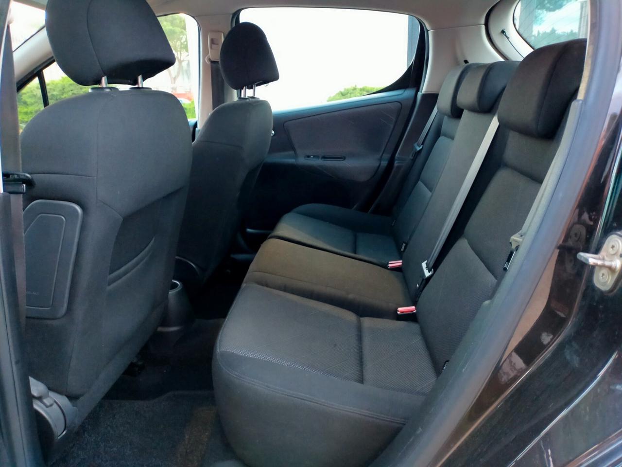 Peugeot 207 1.6 hdi XS 5p adatta per neopatentati