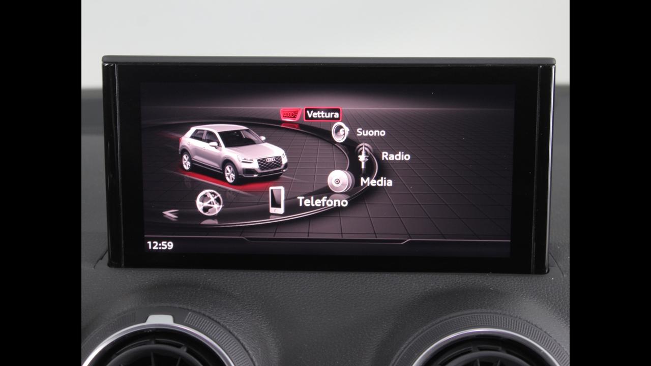 AUDI Q2 I 2021 - Q2 30 1.0 tfsi Admired