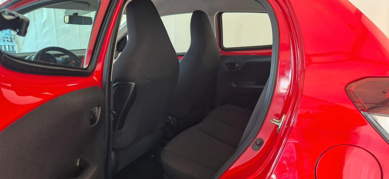 PEUGEOT 108 1.0 70CV STYLE Adatta per neop. 10/2017