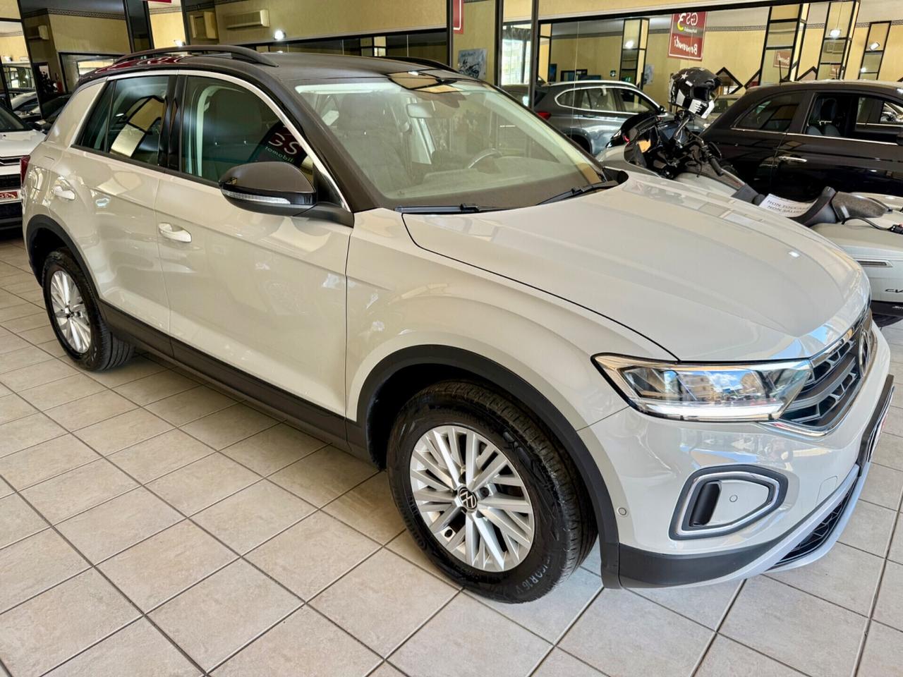 Volkswagen T-Roc 1.0 TSI Life