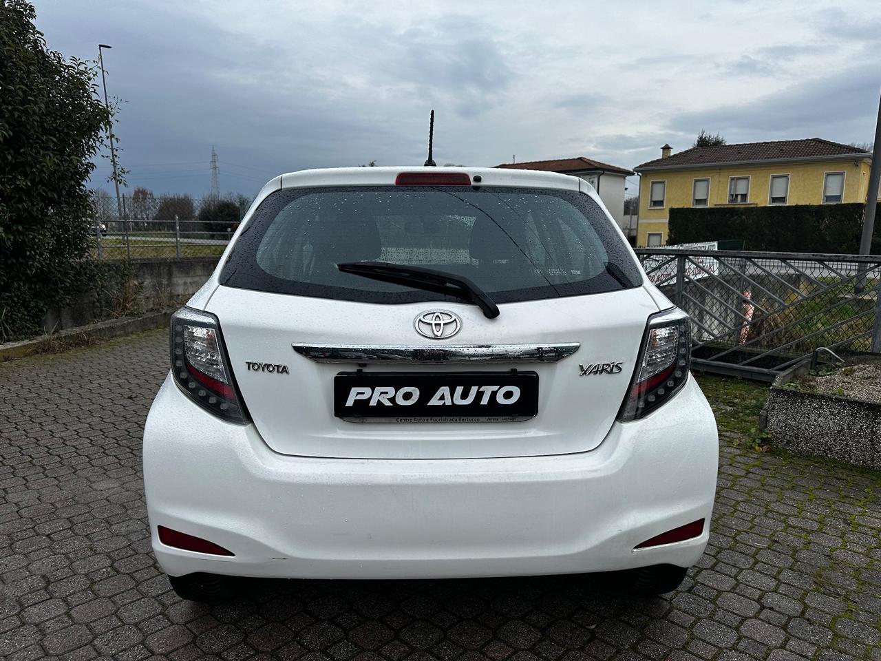 Toyota Yaris 1.4 D-4D 5 porte Lounge