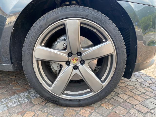 PORSCHE Macan 3.0 S camera360°21"