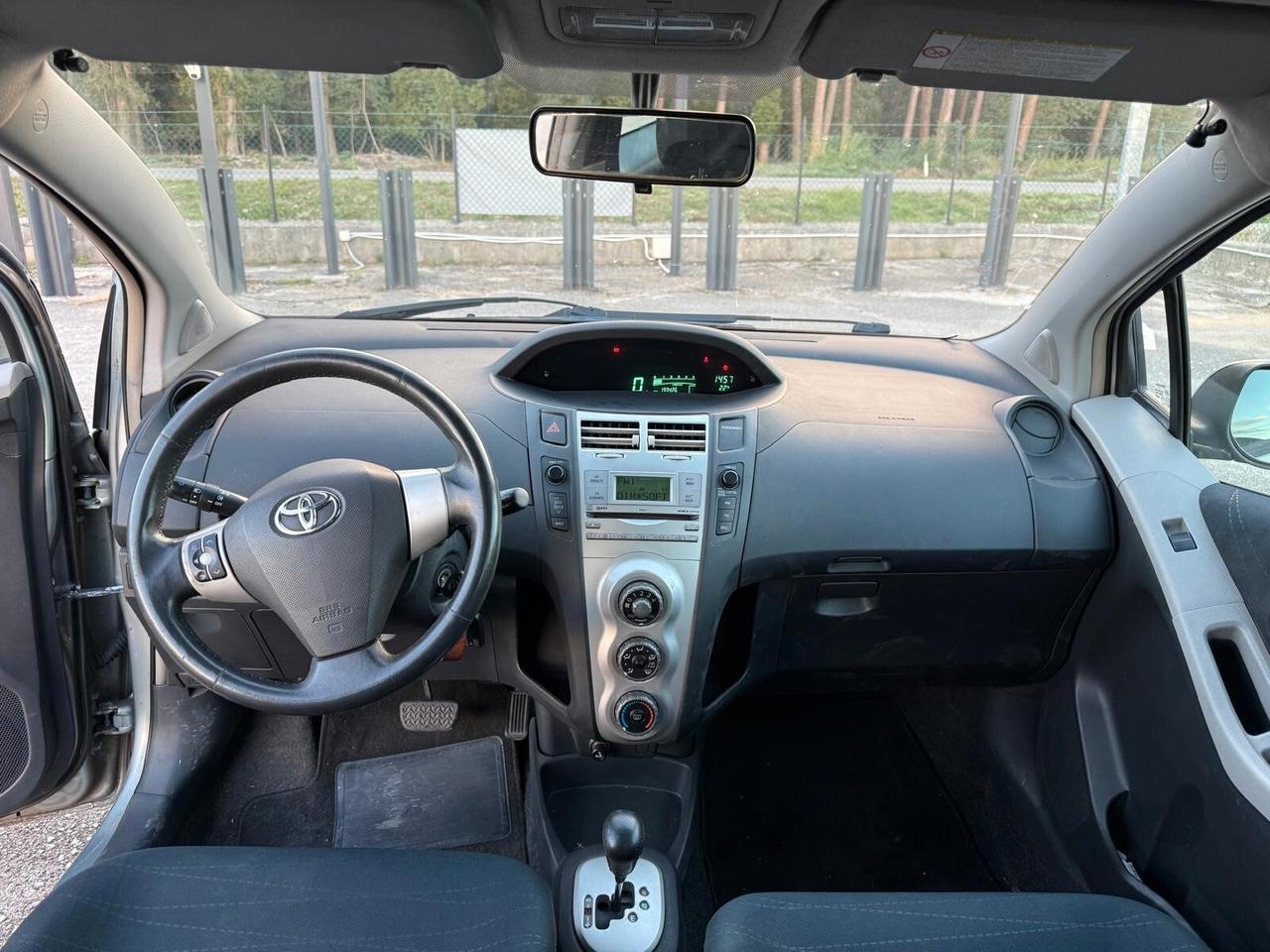 Toyota Yaris 1.4 D-4D 3 porte Sol