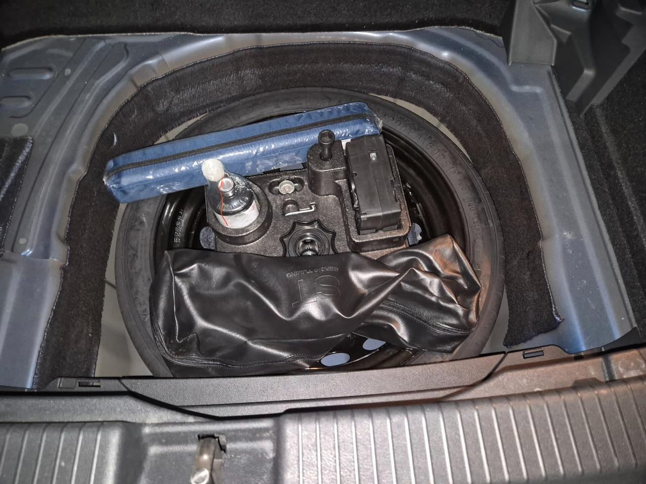 Volkswagen T-Cross 1.0 TSI 110 CV r line