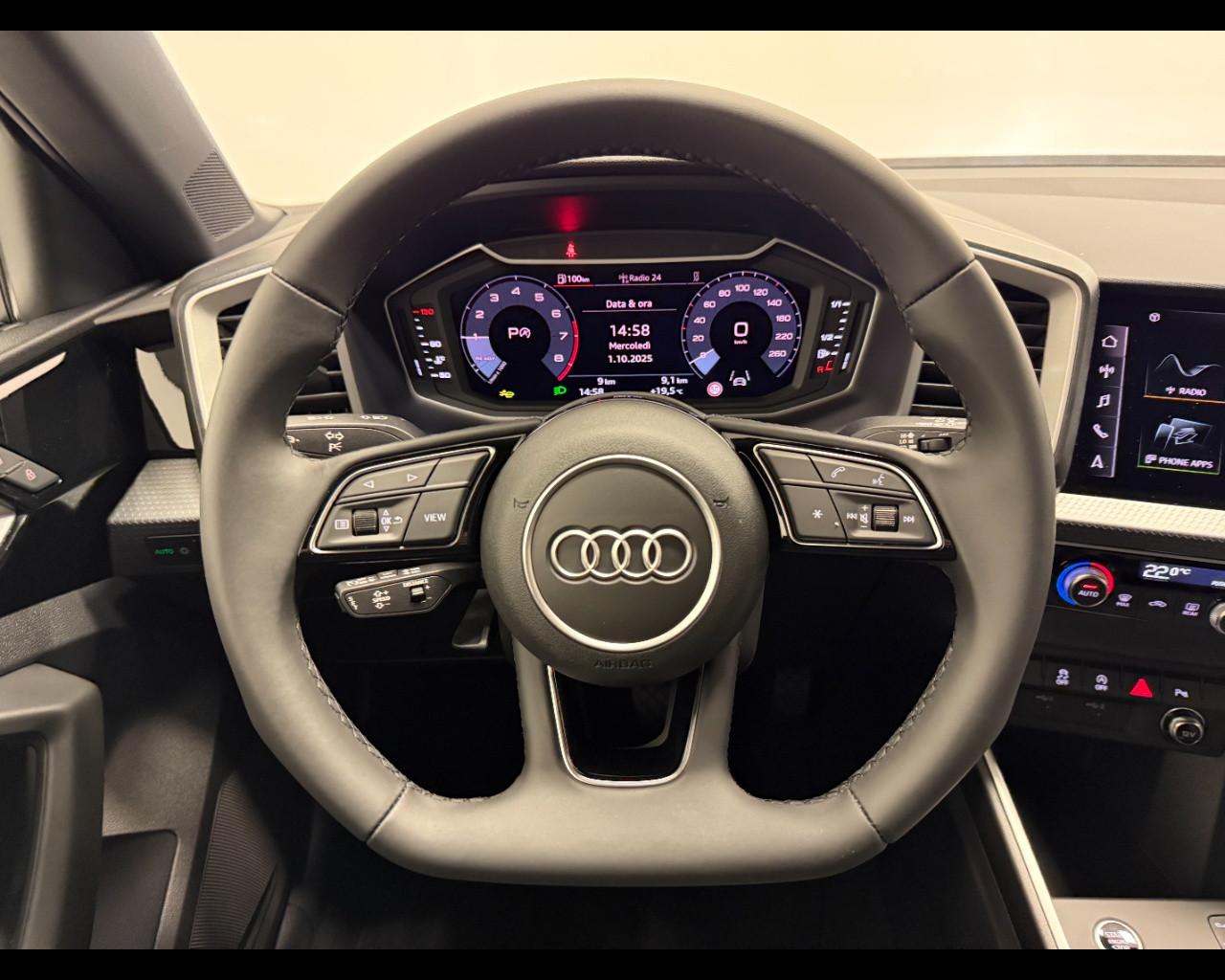 AUDI A1 SPORTBACK 30 TFSI S-TRONIC S LINE EDITION