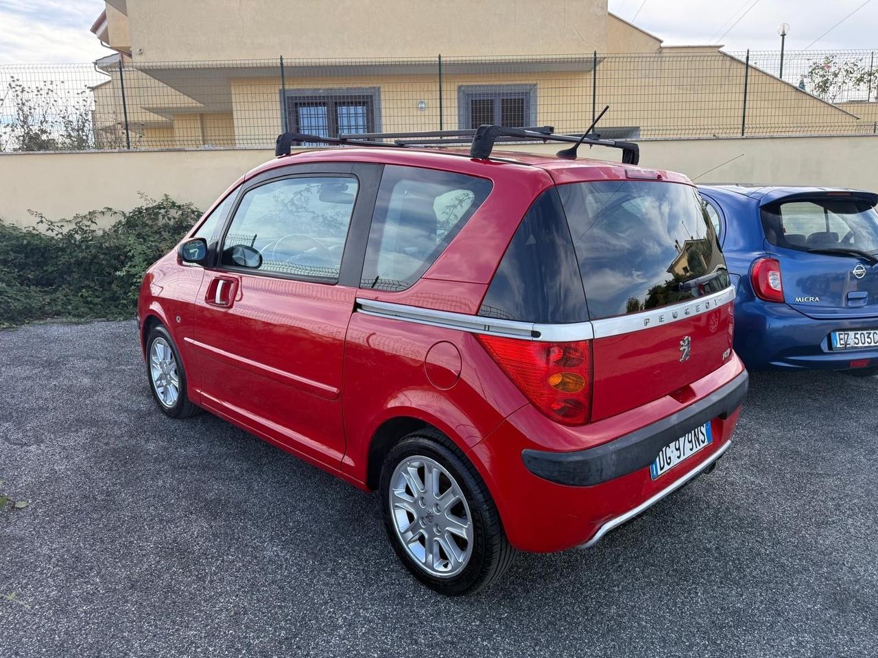Peugeot 1007 1.4 Happy