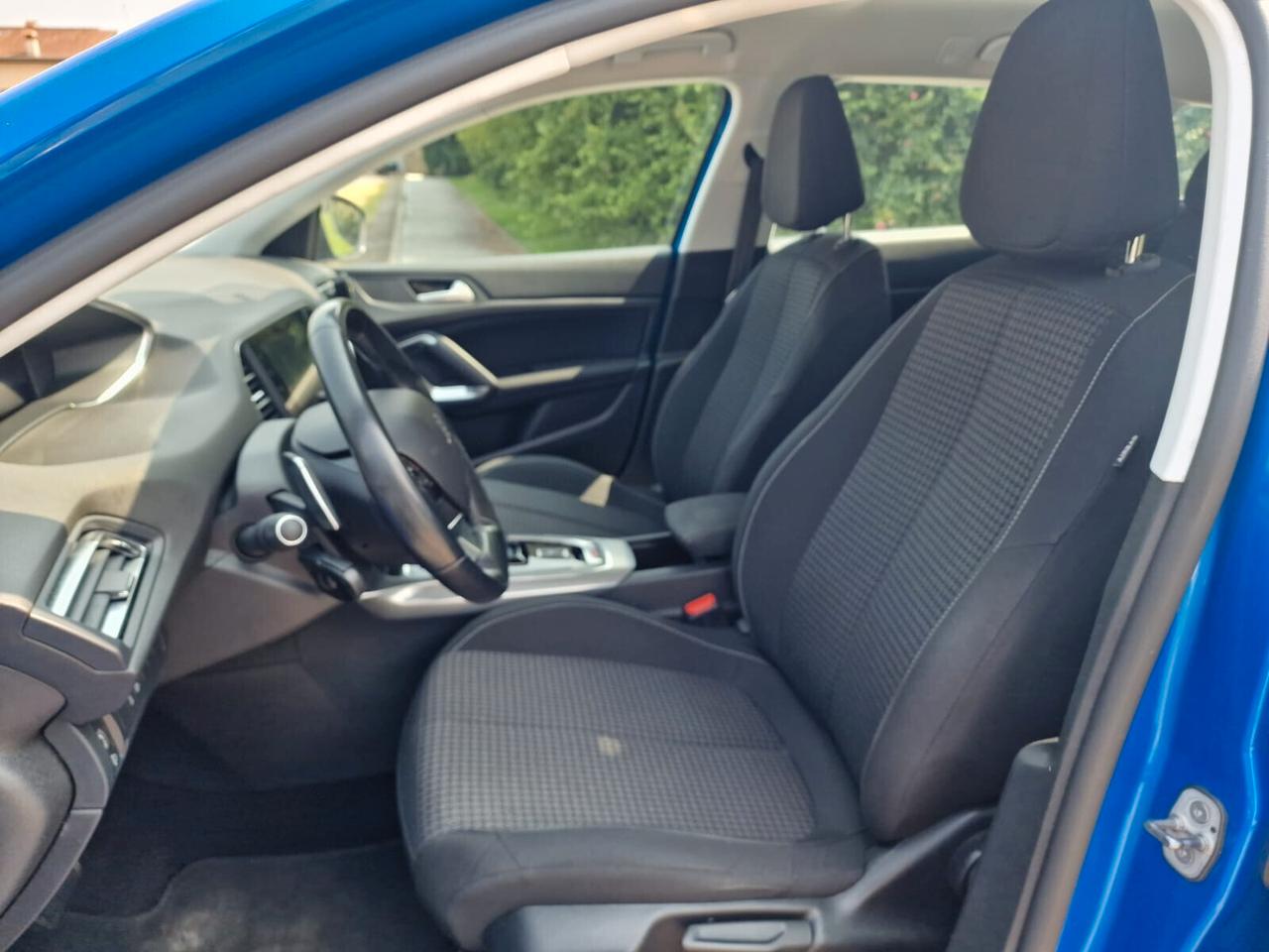 Peugeot 308 BlueHDi 130 S&S Allure