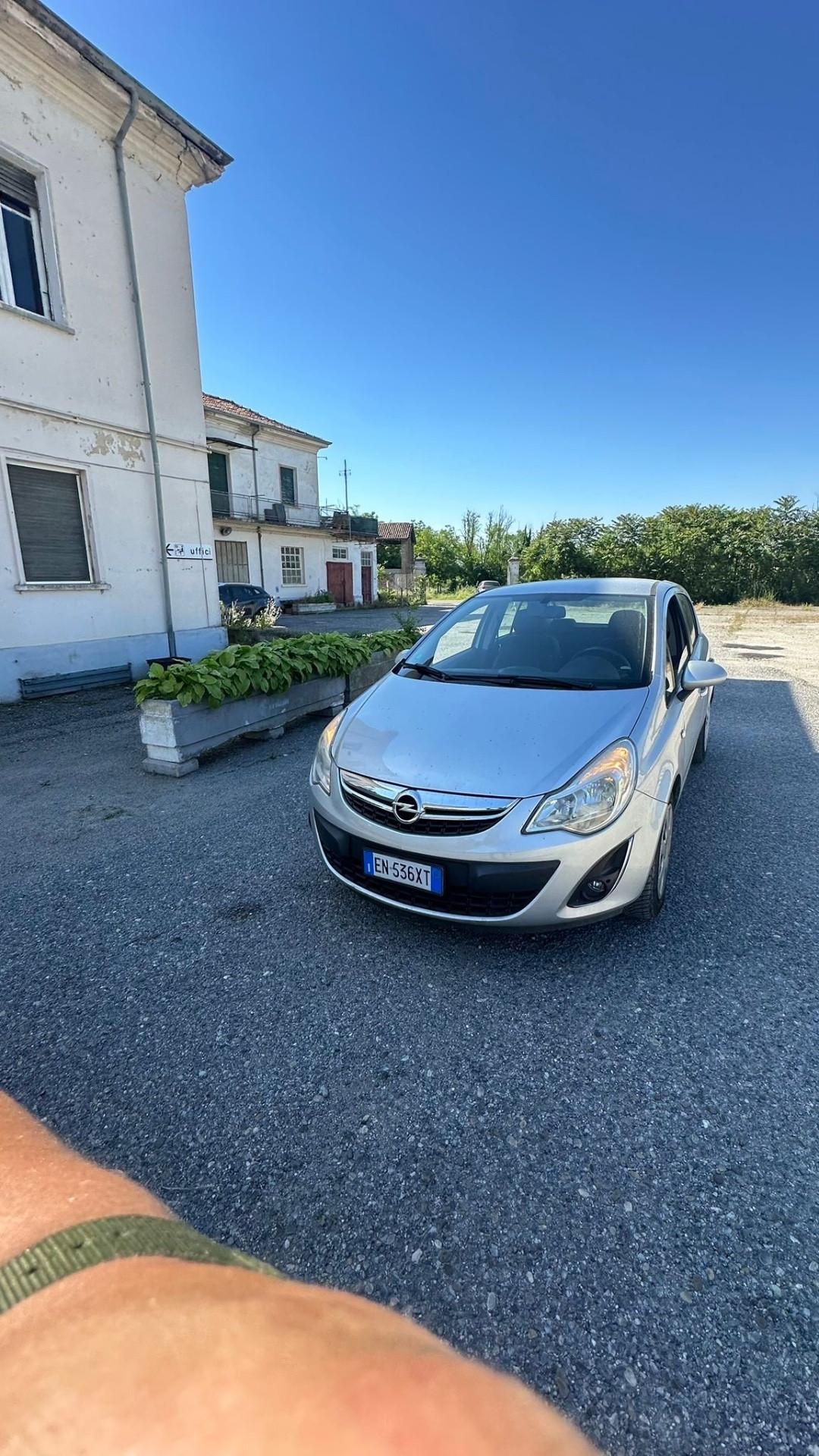 Opel Corsa 1.2 5 porte Edition