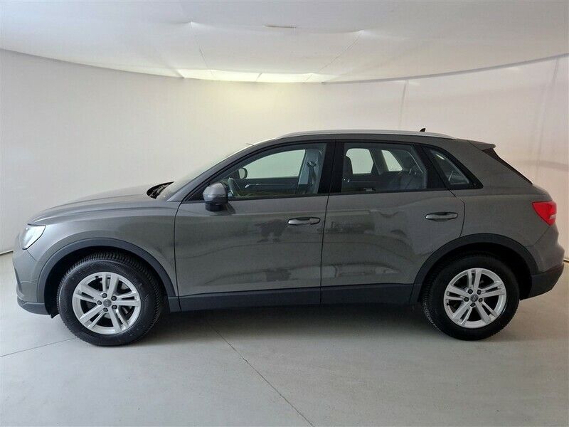 AUDI Q3 35 TDI S tronic Business