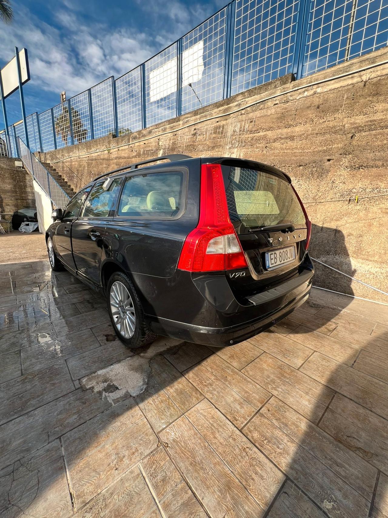 Volvo V70 D5 Geartronic R-design