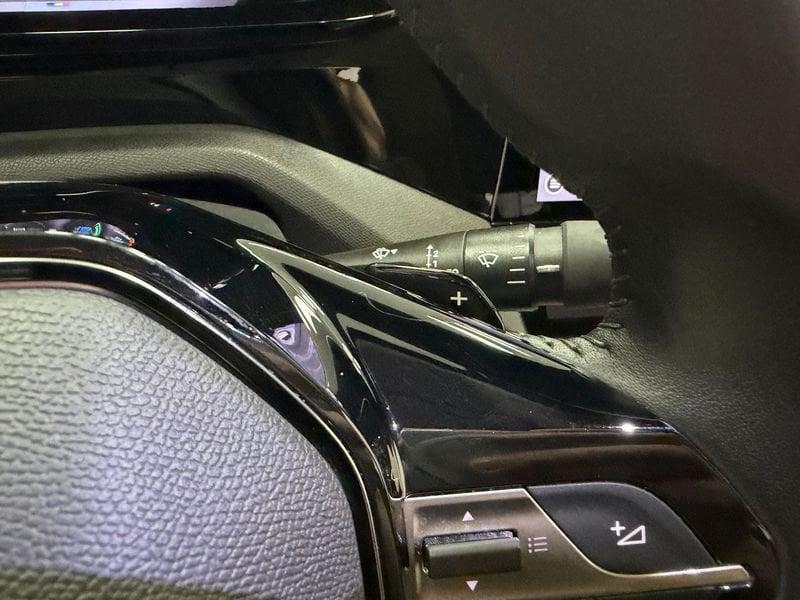 Peugeot 408 Allure Pack Hybrid 180 e-EAT8 S&S aut.