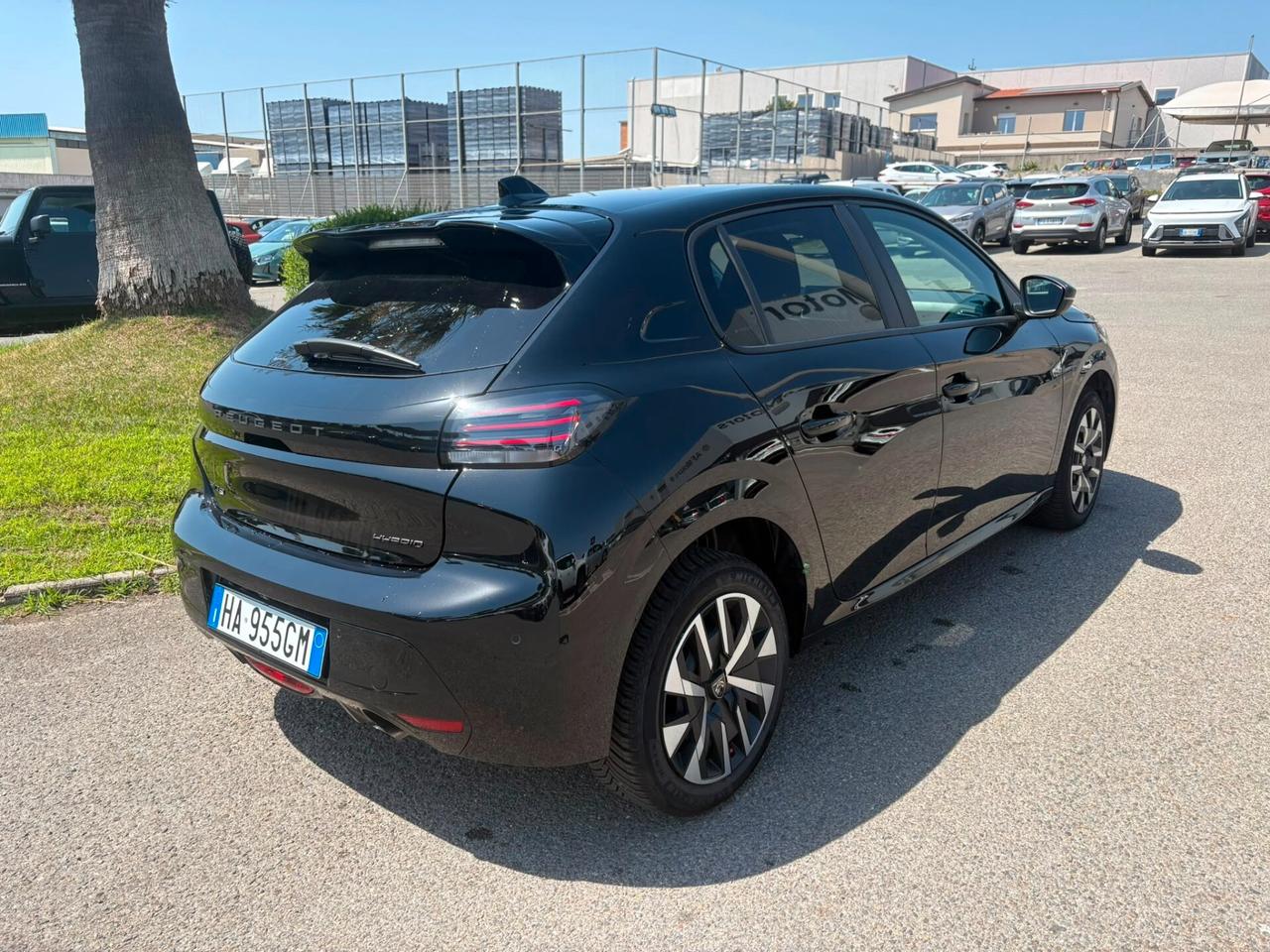 Peugeot 208 Hybrid 110 e-DCS6 Style