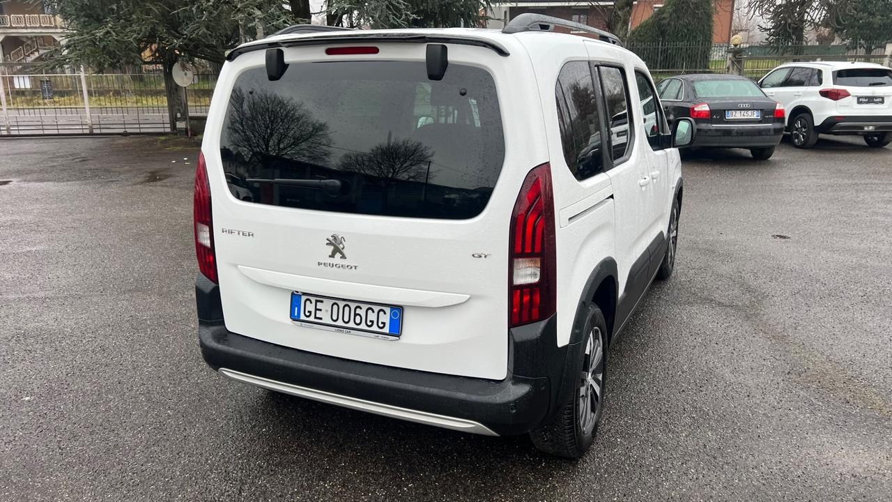 Peugeot Rifter Puretech 130 S&S EAT8 GT Standard