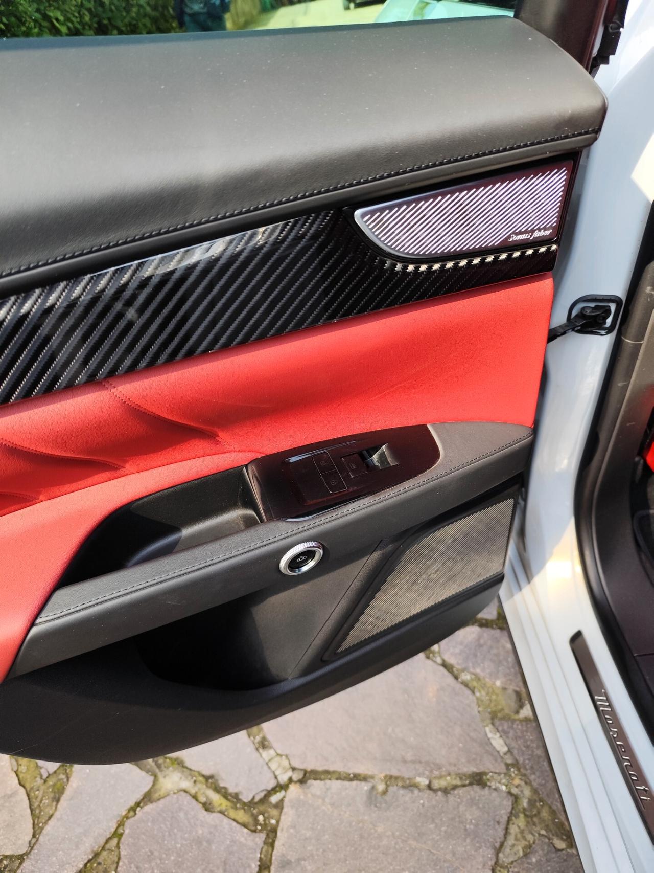 Maserati Grecale MHEV 330 CV AWD Modena