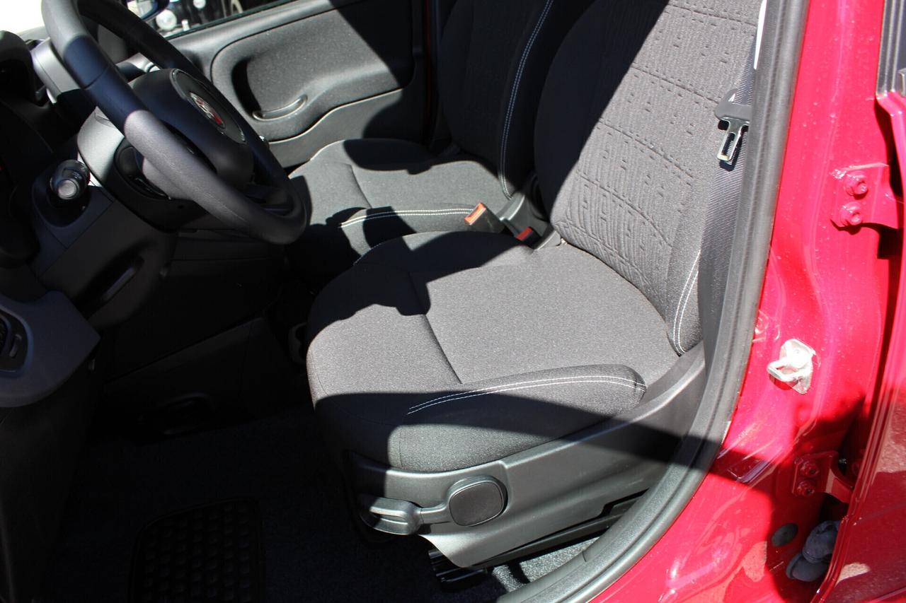 Fiat Panda 1.0 Hybrid 70CV PACK CITY + 5° POSTO