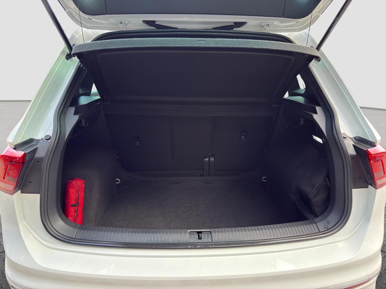 Volkswagen Tiguan 2.0 tdi 150cv dsg R-Line auromatica 2022