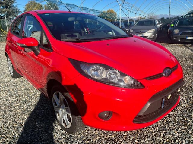 Ford Fiesta 1.4 5 porte Bz.- GPL Titanium