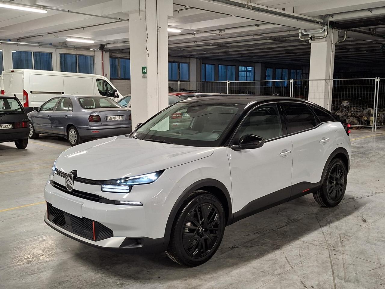 Citroen C4 1.2 mhev Hybrid 136CV Collection e-DCS6 Km. 0