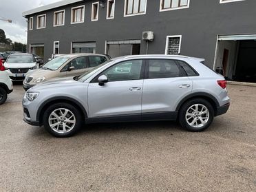 AUDI Q3 35 TDI 150CV