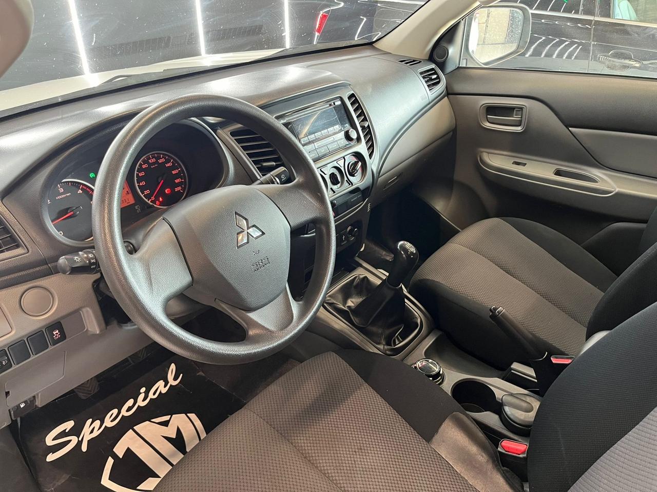 Mitsubishi L200 2.4 DI-D/154CV Double Cab Intense 55.000Km
