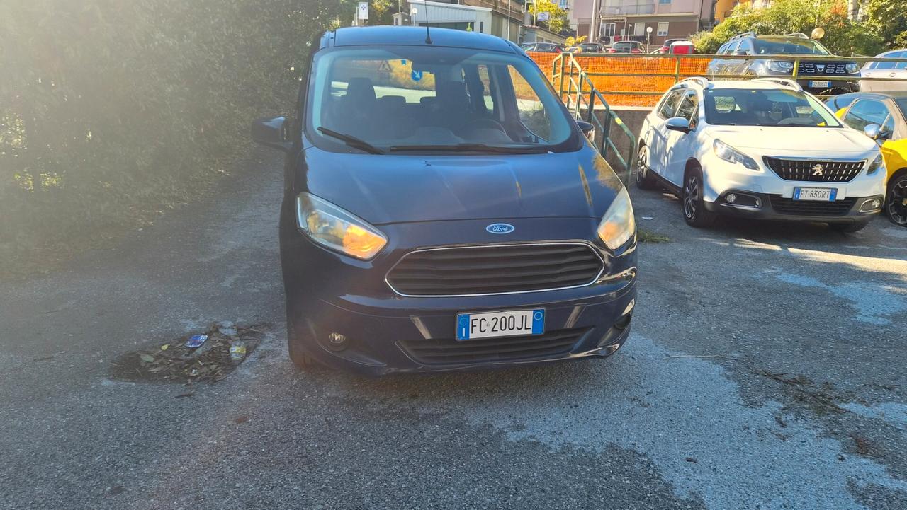 Ford Tourneo Courier 1.0 EcoBoost 100 CV Titanium