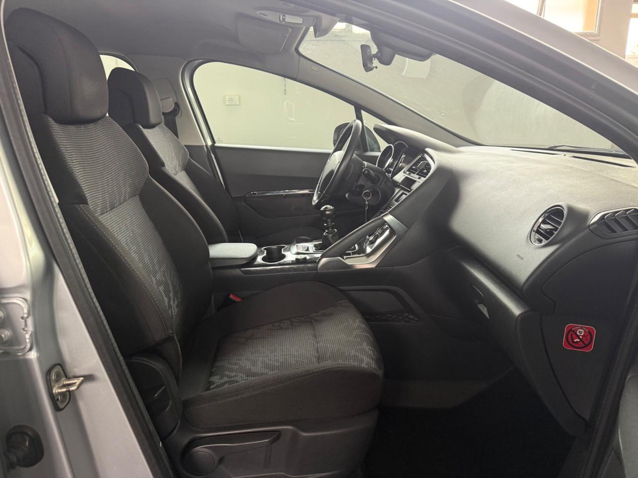Peugeot 3008 1.6 HDi 112CV Tecno ok neopatentati