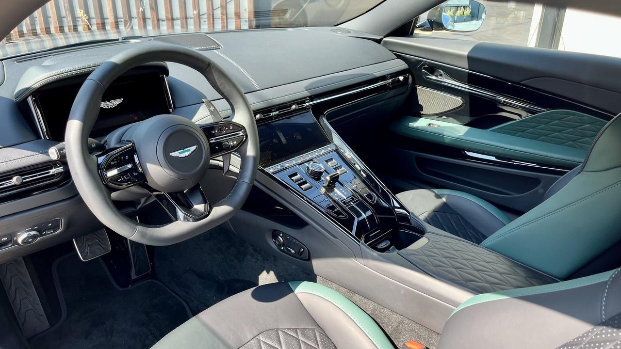 ASTON MARTIN DB12 Coupe 4.0 V8 auto