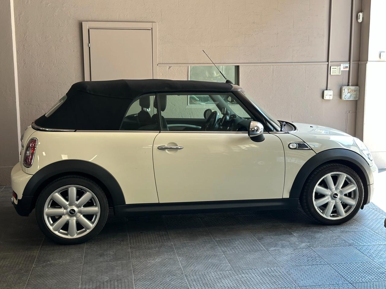 Mini 1.6 Cooper S Cabrio 175cv - Unico Proprietario solo per operatori del settore